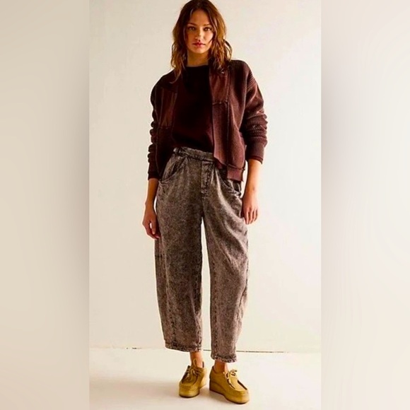 Free People Pants - NWOT Free People High Road pull on barrel pants walnut linen blend medium